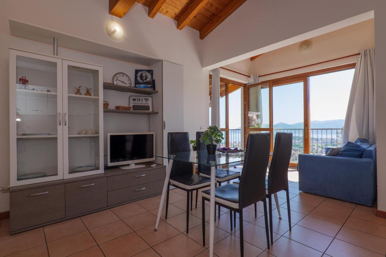 Panoramic'S Loft Apartment Verbania Exterior photo